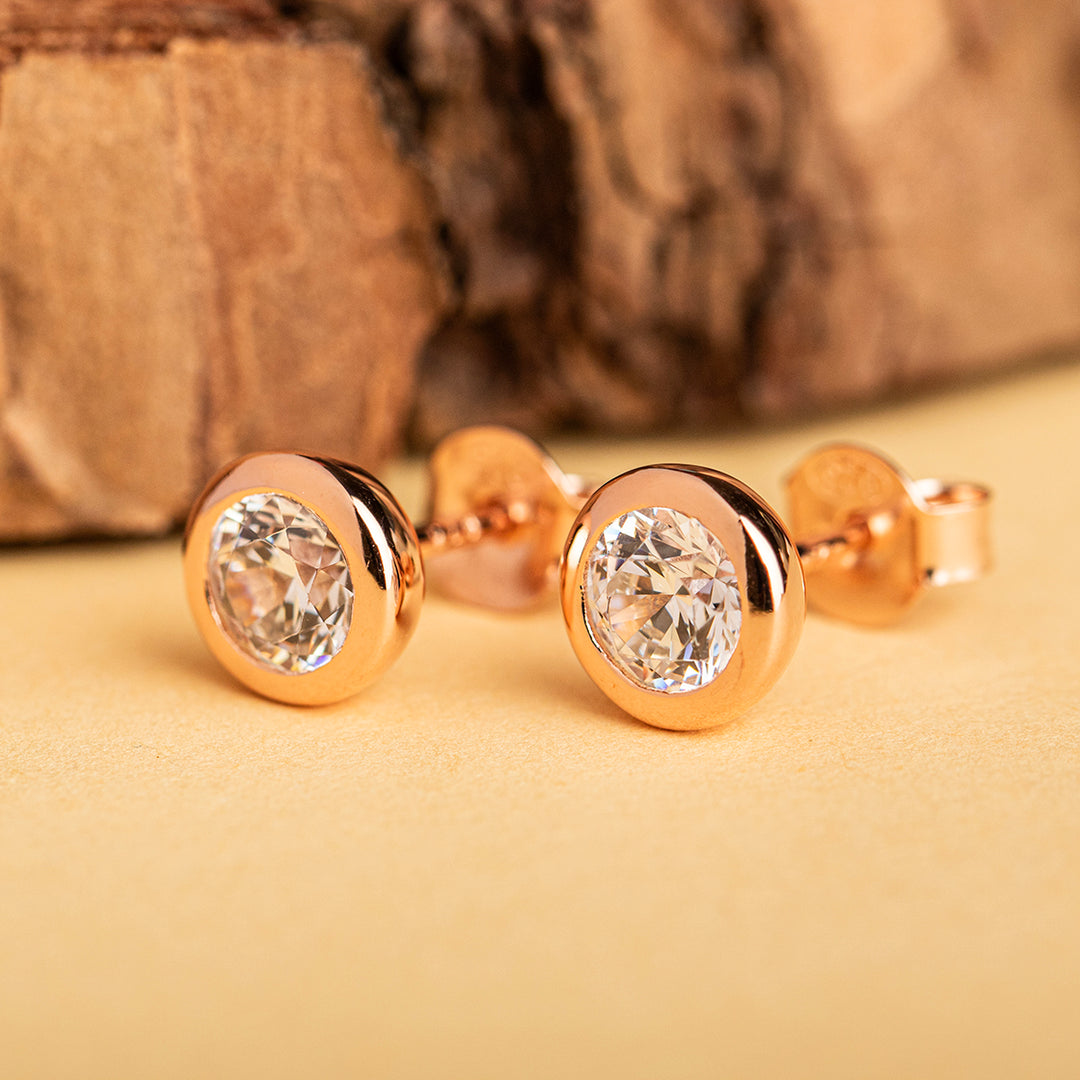 Cora Solitaire Studs