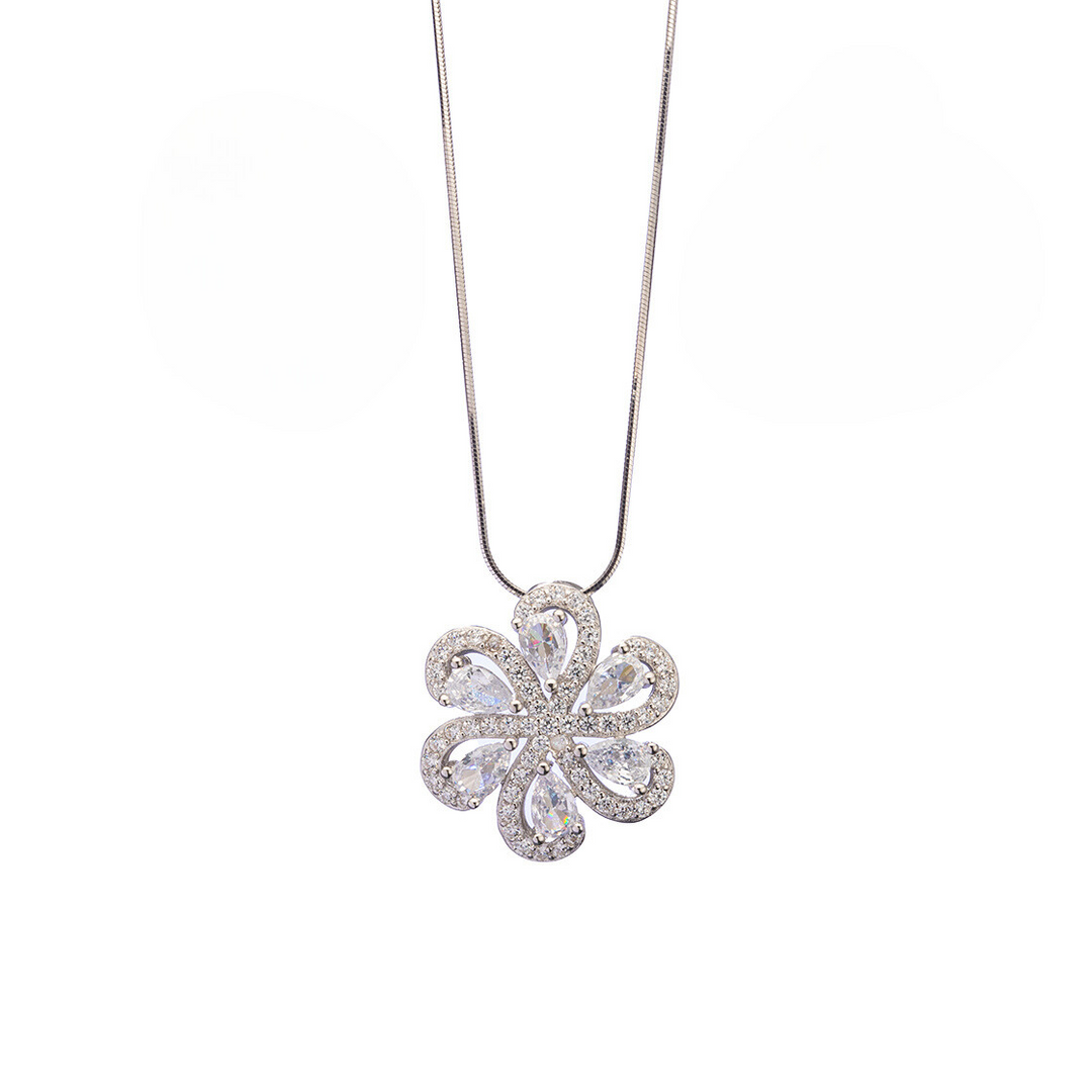 Floral Zircon Necklace